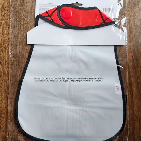 ADORABLE MARVEL Spider Man Baby Bib BNIP Catch all (most...some) Pocket - Picture 2 of 3